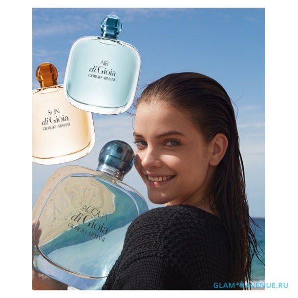 Di ocean. Caspian Scent g Armani acqua di Gioia women. Terra di Gioia Giorgio Armani for women. G. Armani Sun di Gioia w EDP реклама. Джорджио Армани воздух.